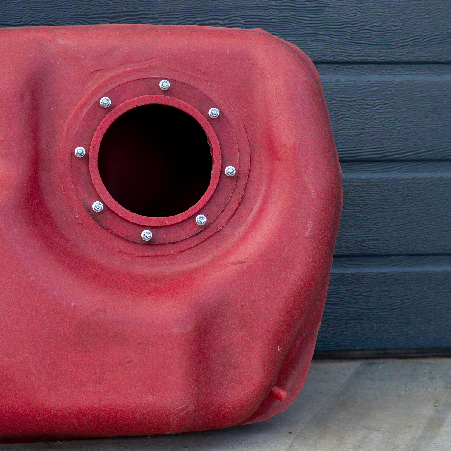 Топливный бак Suzuki Grand Vitara 2 рестайлинг пластиковый, 2005-2015 г.в. (NB) - 55 л