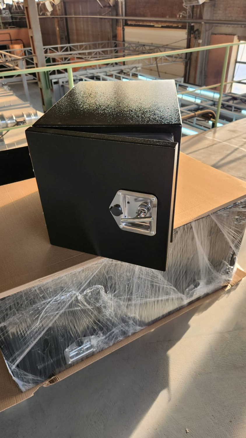 Инструментальный ящик Трансбокс (ТВ-4) 360х560х360 - 73 л.