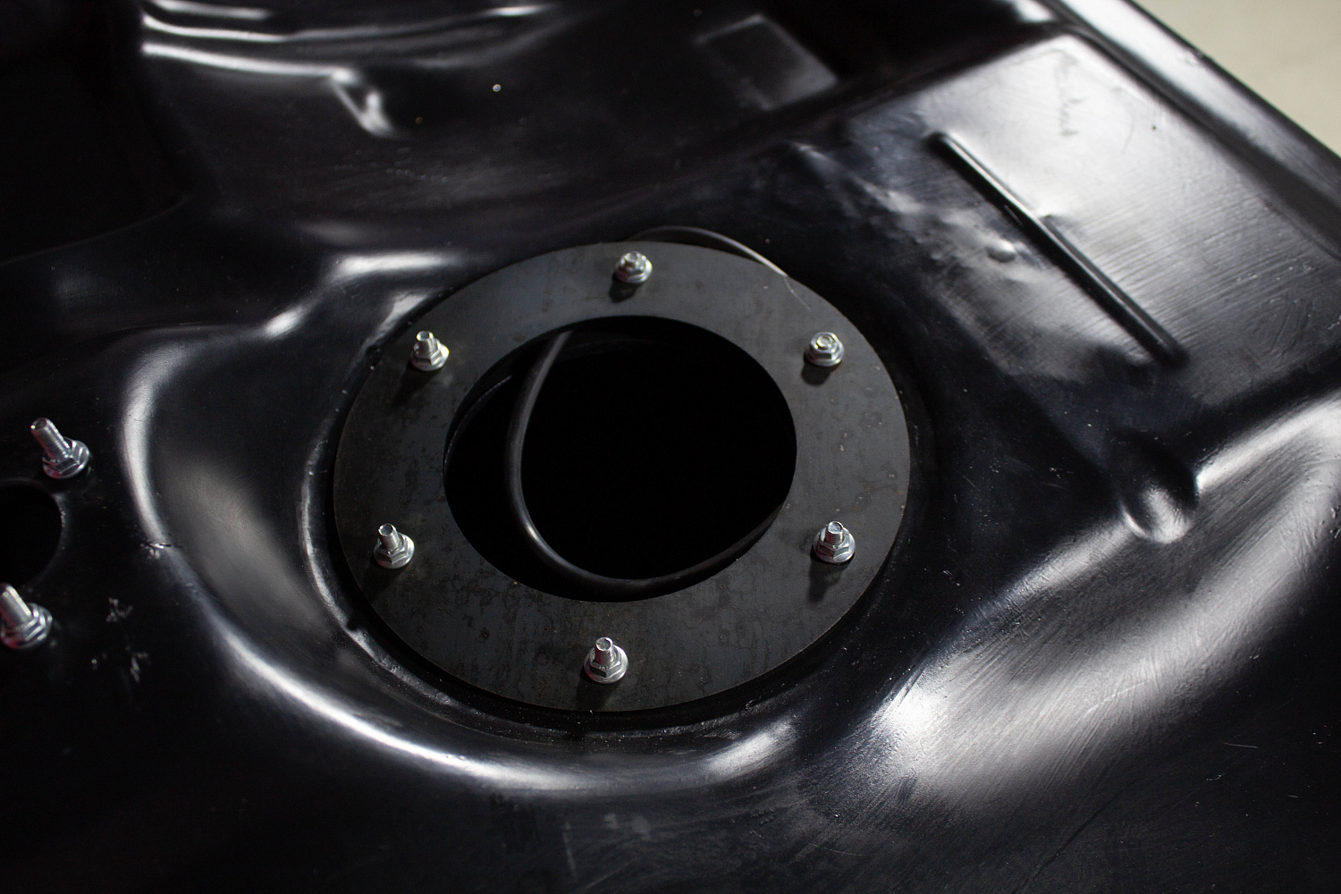 Пластиковый топливный бак Chevrolet Lacetti, 2004-2013 г.в. (BP) -  60 л.