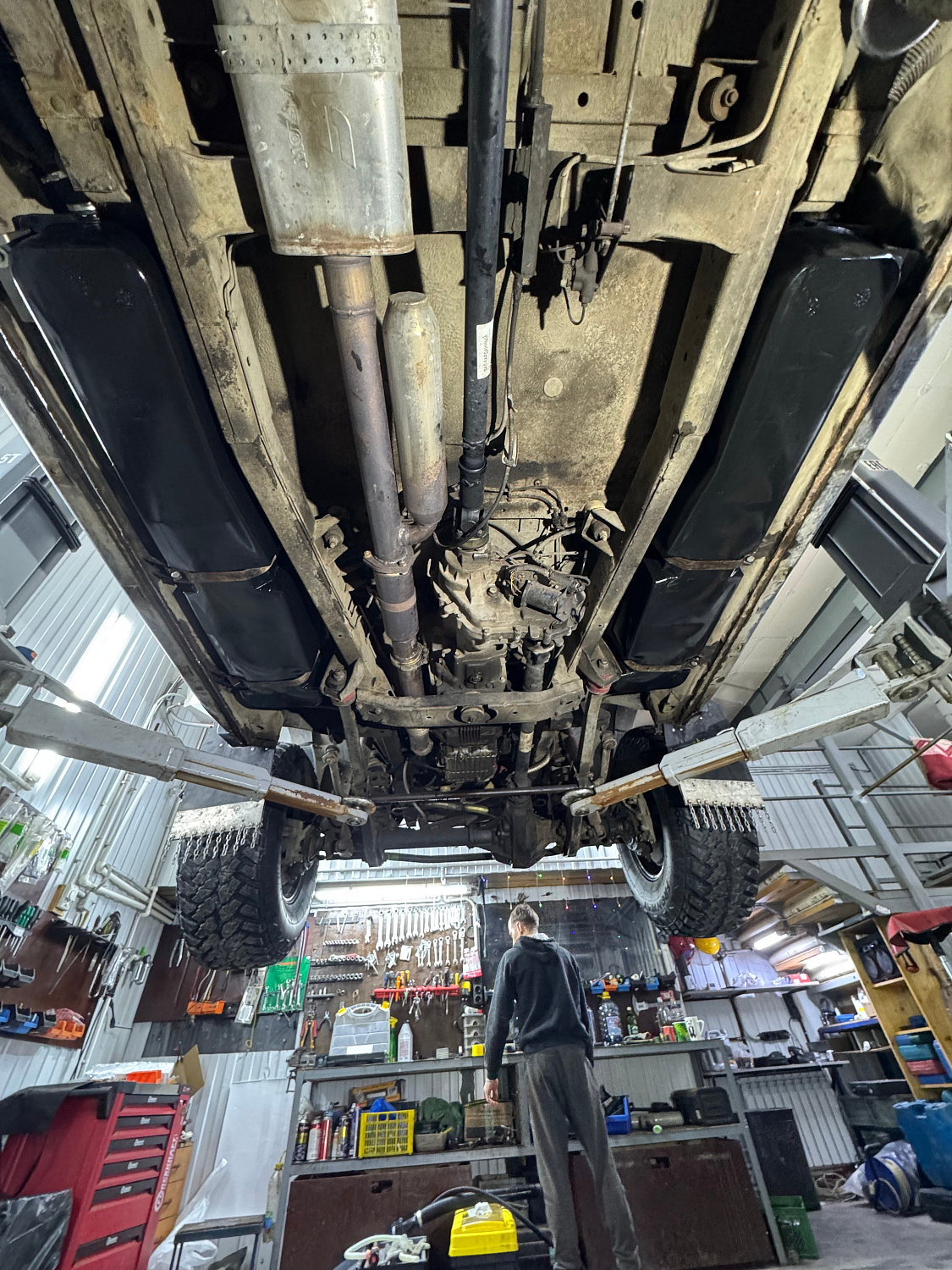 Увеличенный топливный бак Уаз Патриот 62,5 л. Левый (дополнительный) усиленный пластик (bolt-on)